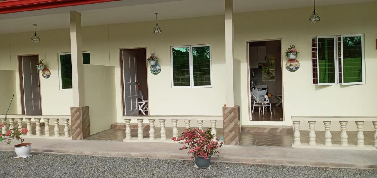 Margereth Cottage Kuala Penyu Exteriér fotografie